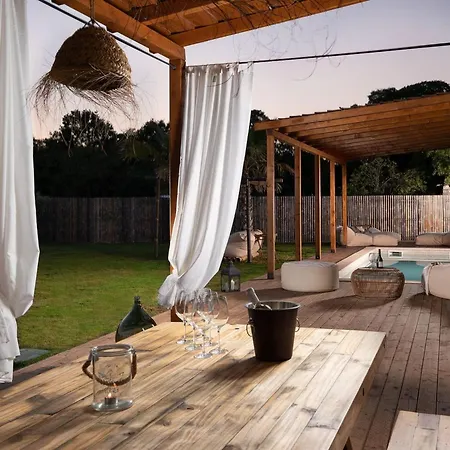 Perfektes In Mit Privatem Pool By Interhome