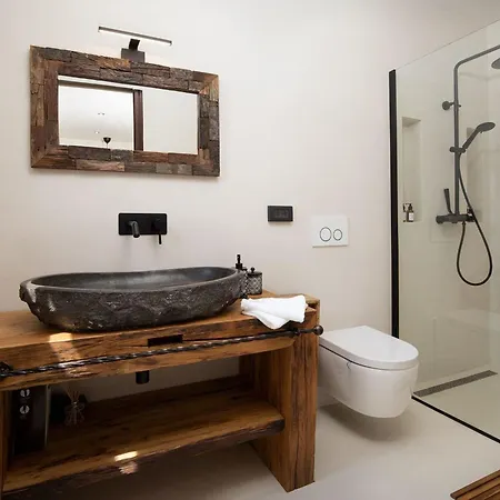 Perfektes In Mit Privatem Pool By Interhome Сasa de vacaciones *