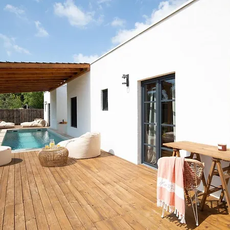 Perfektes In Mit Privatem Pool By Interhome Bale