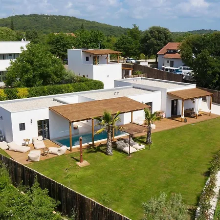 Perfektes In Mit Privatem Pool By Interhome Bale